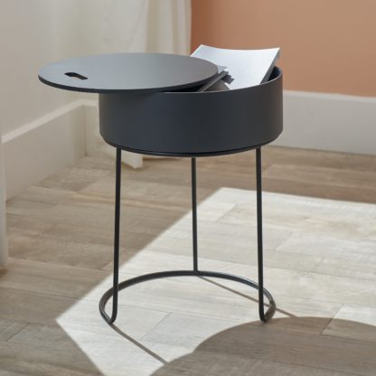 b097ffddd17d14794974ee72c8e251945995163c244a9f8c9cbb4f2d5ac10351.jpg An Image of Hugo Storage Side Table Black