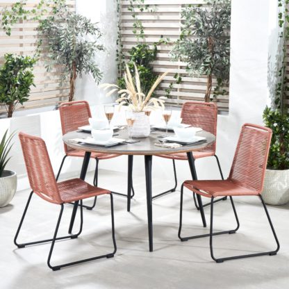 965ed2e8dc3e881a0360f90bc773126cc7246f748f39d5abbc908864349ca6f2.jpg An Image of Pang 4 Seater Garden Dining Set Wasabi