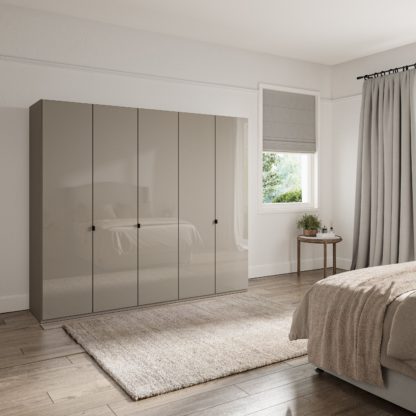 46adc5862bd6cf723a50077f77def69caf393c3ce94a6df5536c2c4ade2acbcc.jpg An Image of Wiemann Kahla 5 Door Wardrobe Off-White