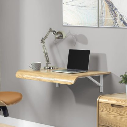 9ec1d0770084aa130086dfcd18aa2e1232773173e78f38de8412bf869f0eaa8e.jpg An Image of San Francisco Wall Mounted Desk Oak