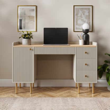 ac7a717ff8665b52db4a02635d9d62fc4f2f4b354211cffe956f9a7d9d9ec3da.jpg An Image of Georgi Standard Desk Black