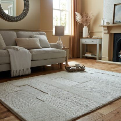 3317f8027b205d15badf21b6deaaf4367e971225bc83362f1bed62f556d3fb94.jpg An Image of Churchgate Bowden Wool Rug Cream