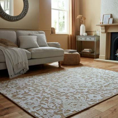 3b888c5d7af1a61c6823e322b4312633a92598a7e3732f33ba7d15fe4ef38616.jpg An Image of Churchgate Bradmore Floral Wool Rug Natural