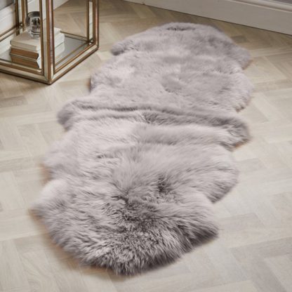 228d6b98e08695290ff19833e2ed741c191249754d080a1c2b9199c989990498.jpg An Image of Double Pelt Sheepskin Rug