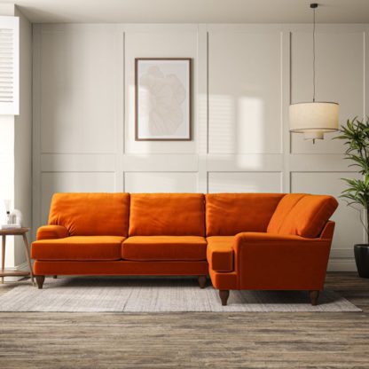 3c5ea6efdc653d69c0e7c4d4a255780f817190b5aa138e2897367b9dde48a2b2.jpg An Image of Darwin 4 Seater Corner Sofa