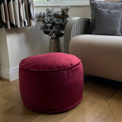 414fc083961a457211ee19e87389c3c0dbd513b3fe968ce5d85dece0338fb884.jpg An Image of Daro Vogue Round Pouffe