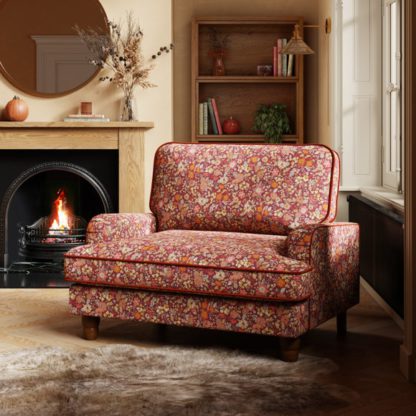 53530af37191cce530af0b943bbb66361eacf92479be7e4e3b58b457d6b3b0bb.jpg An Image of Beatrice Ditsy Floral Snuggle Sofa