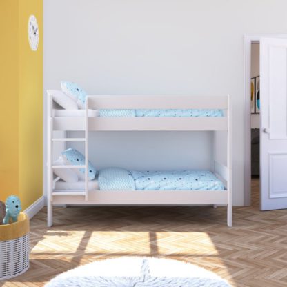 713127bb749153166e650680bfd157a852c3dae24b426eec4063241baf1e13e8.jpg An Image of Stompa Compact Wooden Bunk Bed
