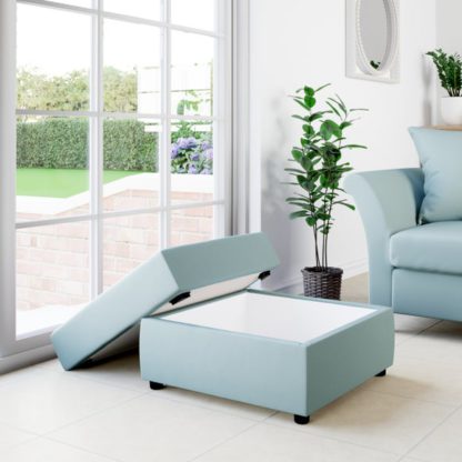 7bd7be7444a385e5dcace847768cb350f54ef5bb09b658cd16262956b3d85a5b.jpg An Image of Square Opulent Velvet Storage Footstool