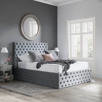 8c0d75e4d85764f8b23304798309327109ce3f5670310b8b556b90cefca5712e.jpg An Image of Kingston – Double – Quilted Ottoman Storage Bed – Grey – Velvet – 4ft6 - Happy Beds