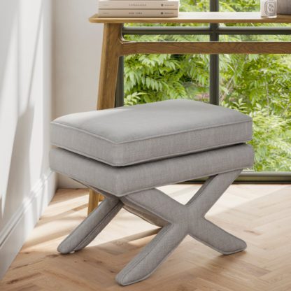 8e779799463e8d5a7702a701c2eb110862c51efb88e7ecb7692c8a11c6383ead.jpg An Image of Rhode Linen Blend Footstool