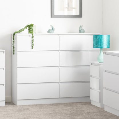 92ed652e8d6baaa3788fe8839d6bef6138f00b071f267e990567cb6ab15408b4.jpg An Image of Walker 8 Drawer Chest