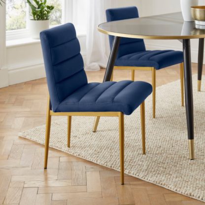 a0b7b00017cd2a32903281a8e0f47bb8f58fa2b43e4fb45a52bf509f50a2873e.jpg An Image of Maddison Dining Chair, Velvet