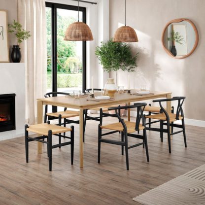 b8a4e0210c552e6cdf4b188d2912461fdc33f3f22e37ea9567325e11f4c77248.jpg An Image of Hudson 6-8 Seater Rectangular Extendable Dining Table, Oak