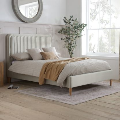 cfe03f424bbc204d712e840dd1198d8dc7c8dd4065c20b9dd871efb114ce801b-1.jpg An Image of Rosario – King Size– Low Foot-End Bed – Warm Stone – Fabric – 5ft - Happy Beds