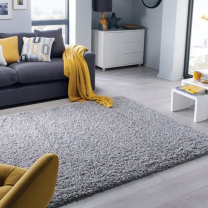 dffe6765ba07d246996782fded0eeb5881b8c08b82d6fc5939201a30d6459981.jpg An Image of Slumber Shaggy Rug