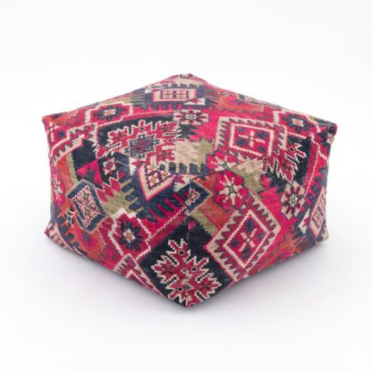 e149947a6c3067049db5b40b7dd804361574797b6e5911f388f9e2474bb37a23.jpg An Image of Esin Multicoloured Cube Pouffe