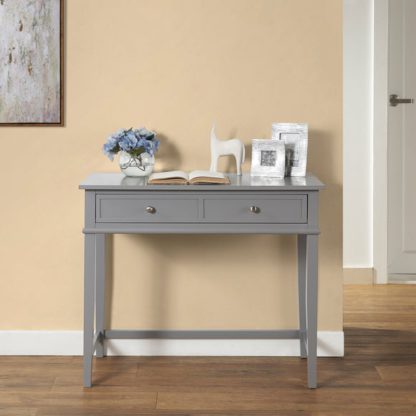 efbf7ada50fbc78d730da7e971ed980eb835922a171d03ae5d795fb8b1b4415a.jpg An Image of Franklin Desk