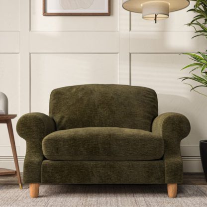 f07a125fb361870e6065e1a0d101b8db6cc66b990d2cc9987922047f16a42de3.jpg An Image of Ashford Snuggle Chair